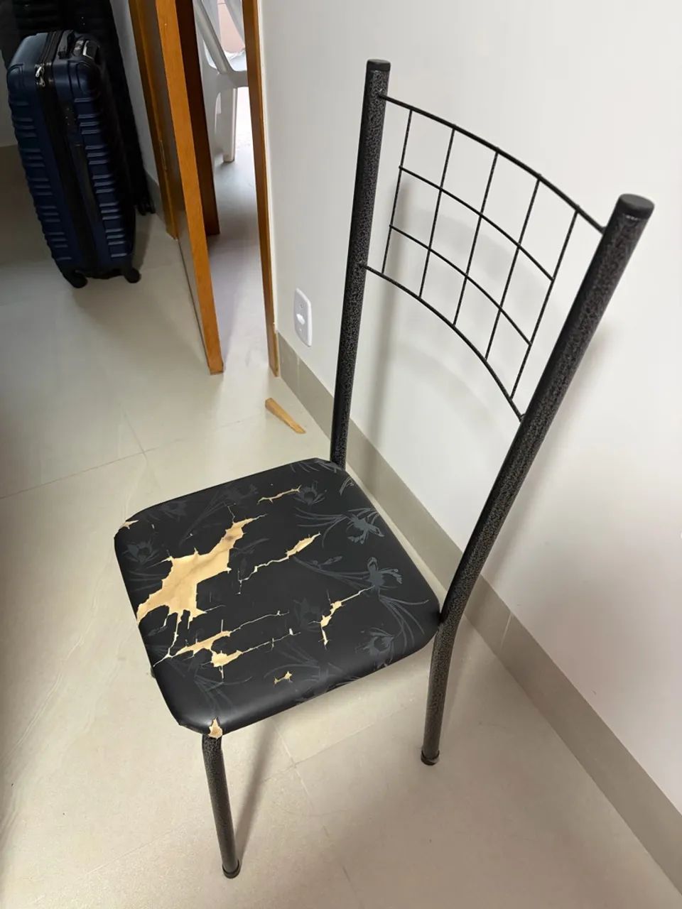 2 Cadeiras para mesa  - Foto 2
