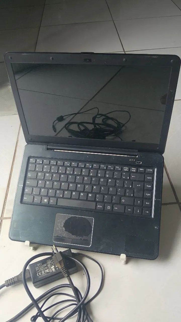 Notebook Ibyte Processador I5 usado e com defeito