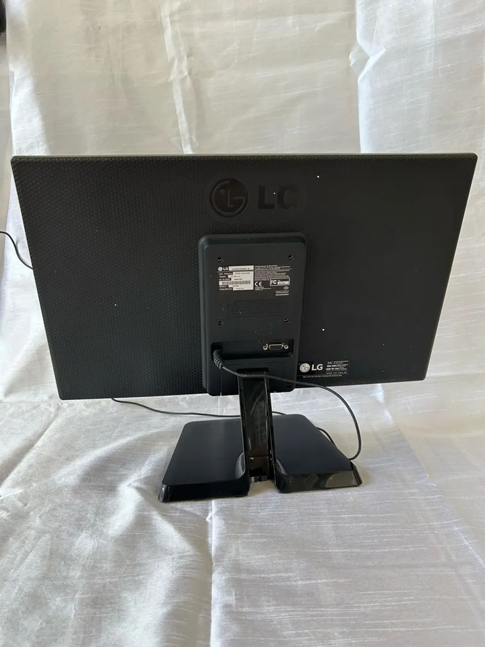 Monitor LG Preto 20 poleg - Foto 2
