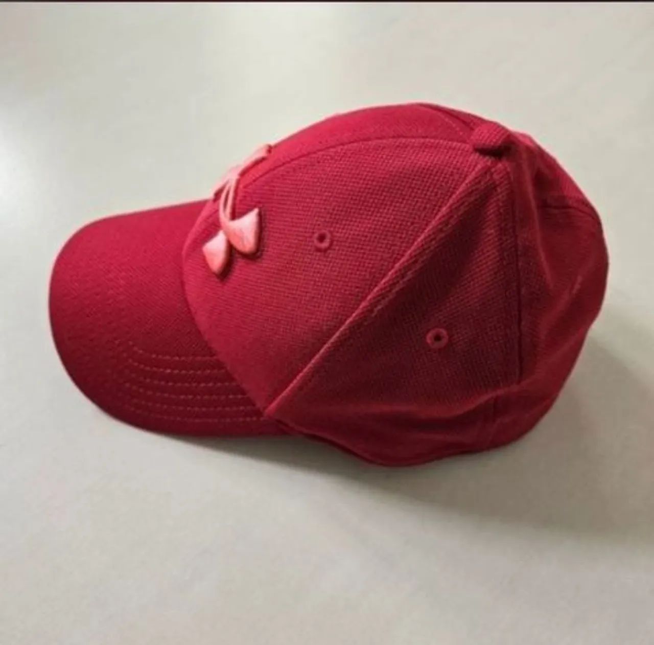Boné Under Armour vermelho fechado | original - Foto 4