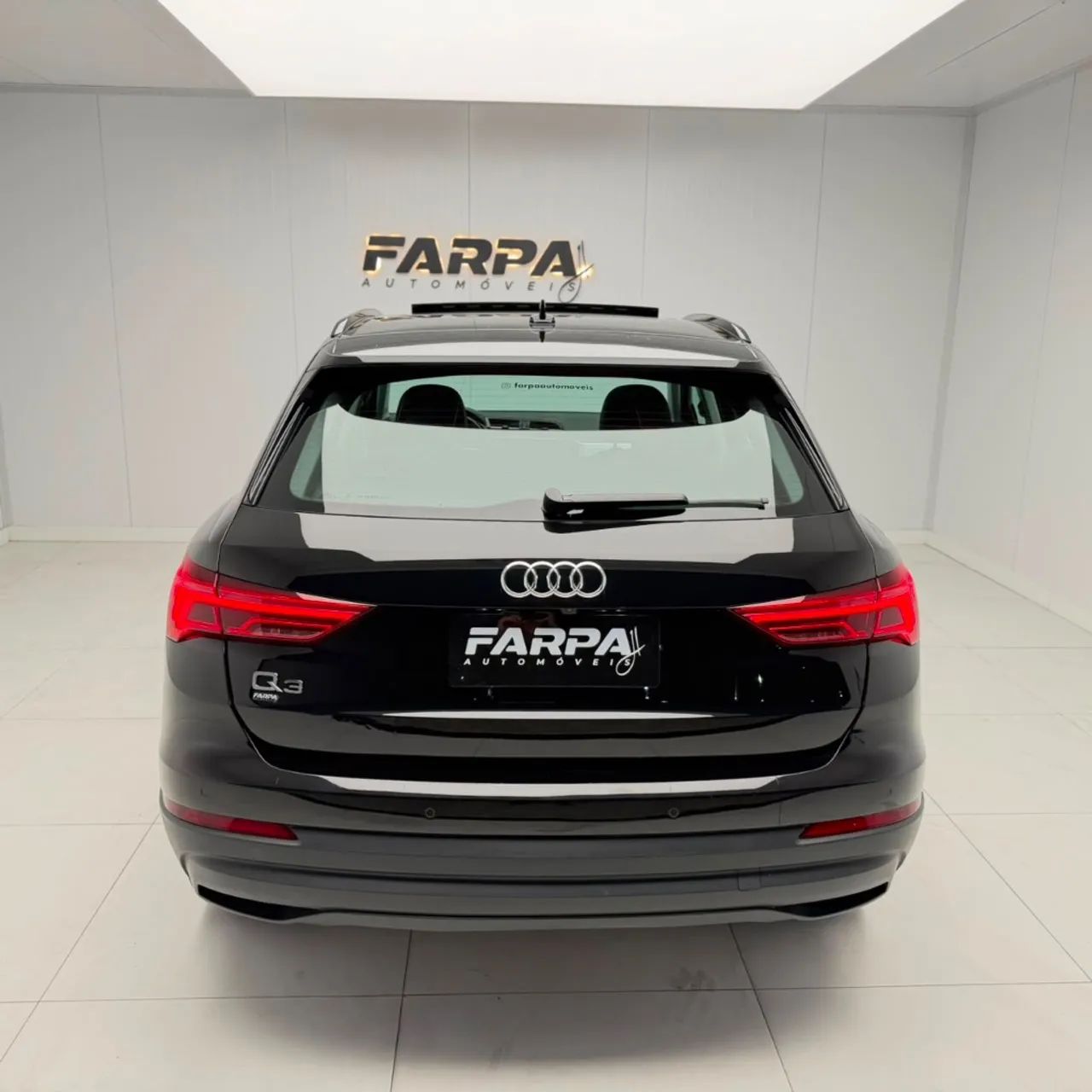 Audi Q3 Perf. Black.plus 2.0 TFSI Tip. Quat. 2020 - Foto 5