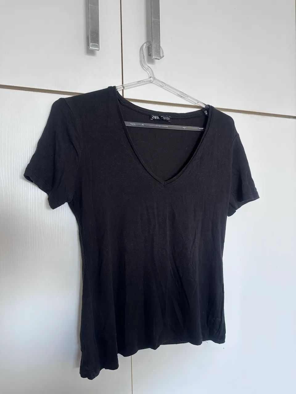 camiseta feminina - zara - tamanho p