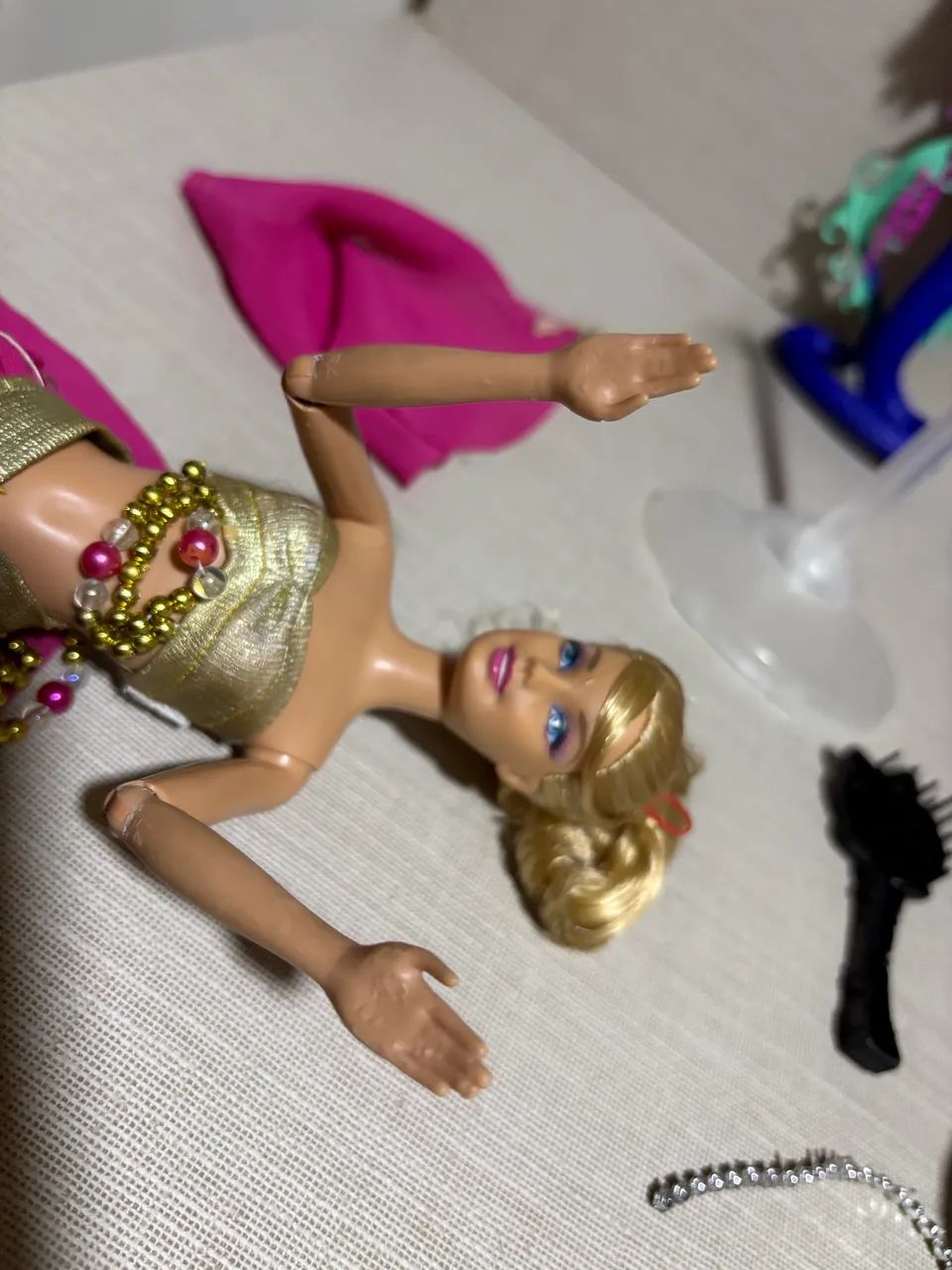 Boneca Barbie articulada  - Foto 5