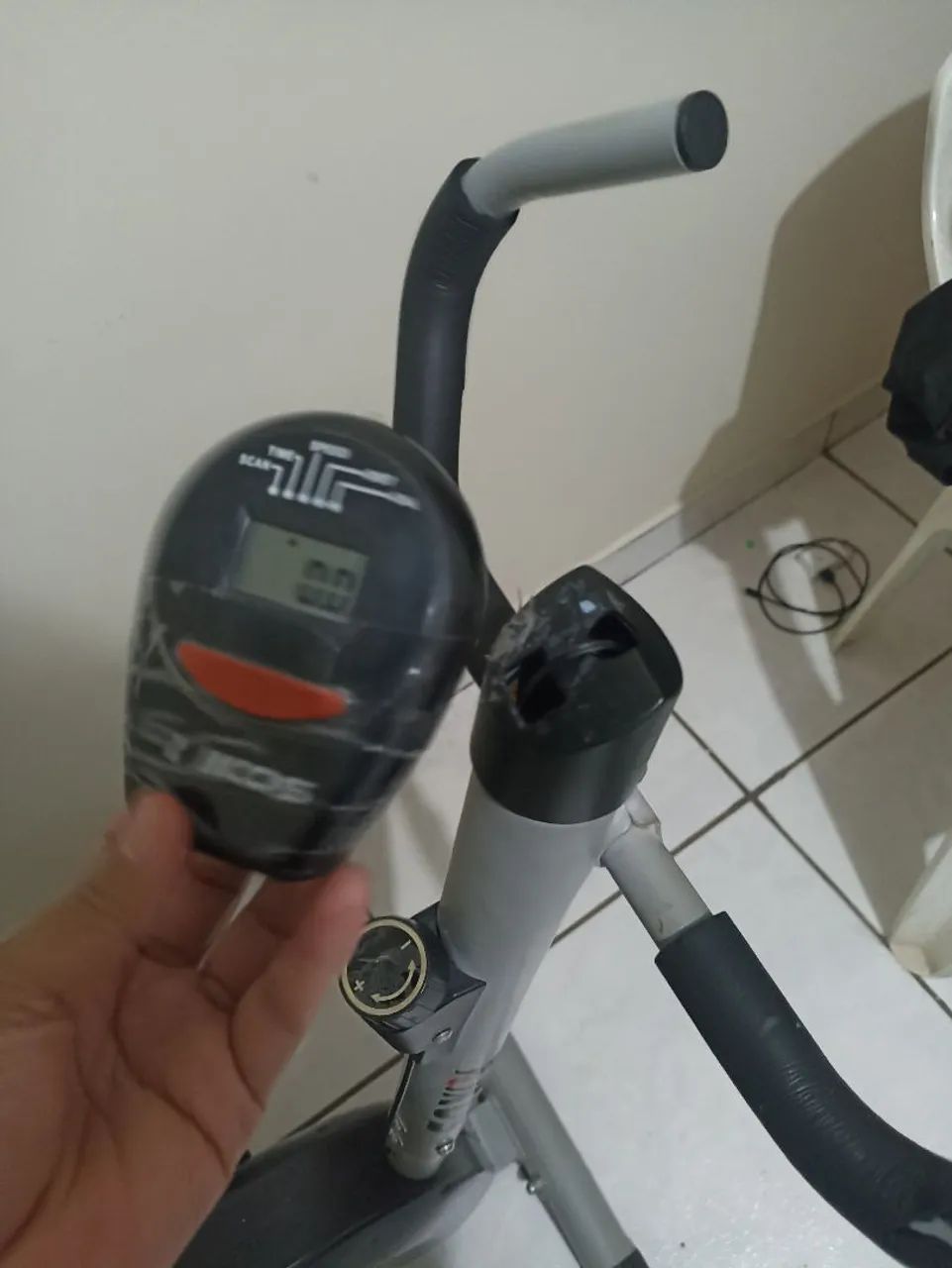 Bicicleta ergométrica  - Foto 3