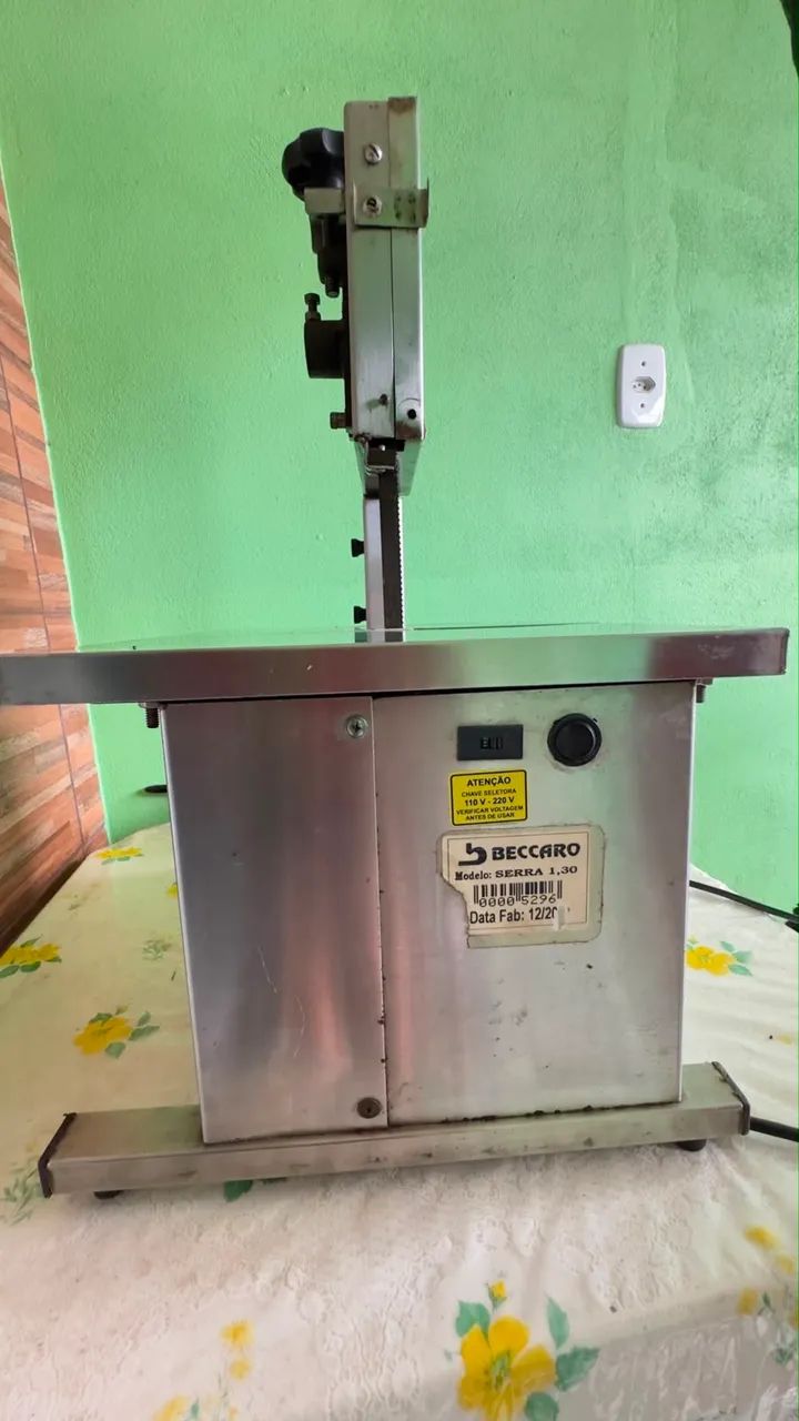 Serra fita de bancada