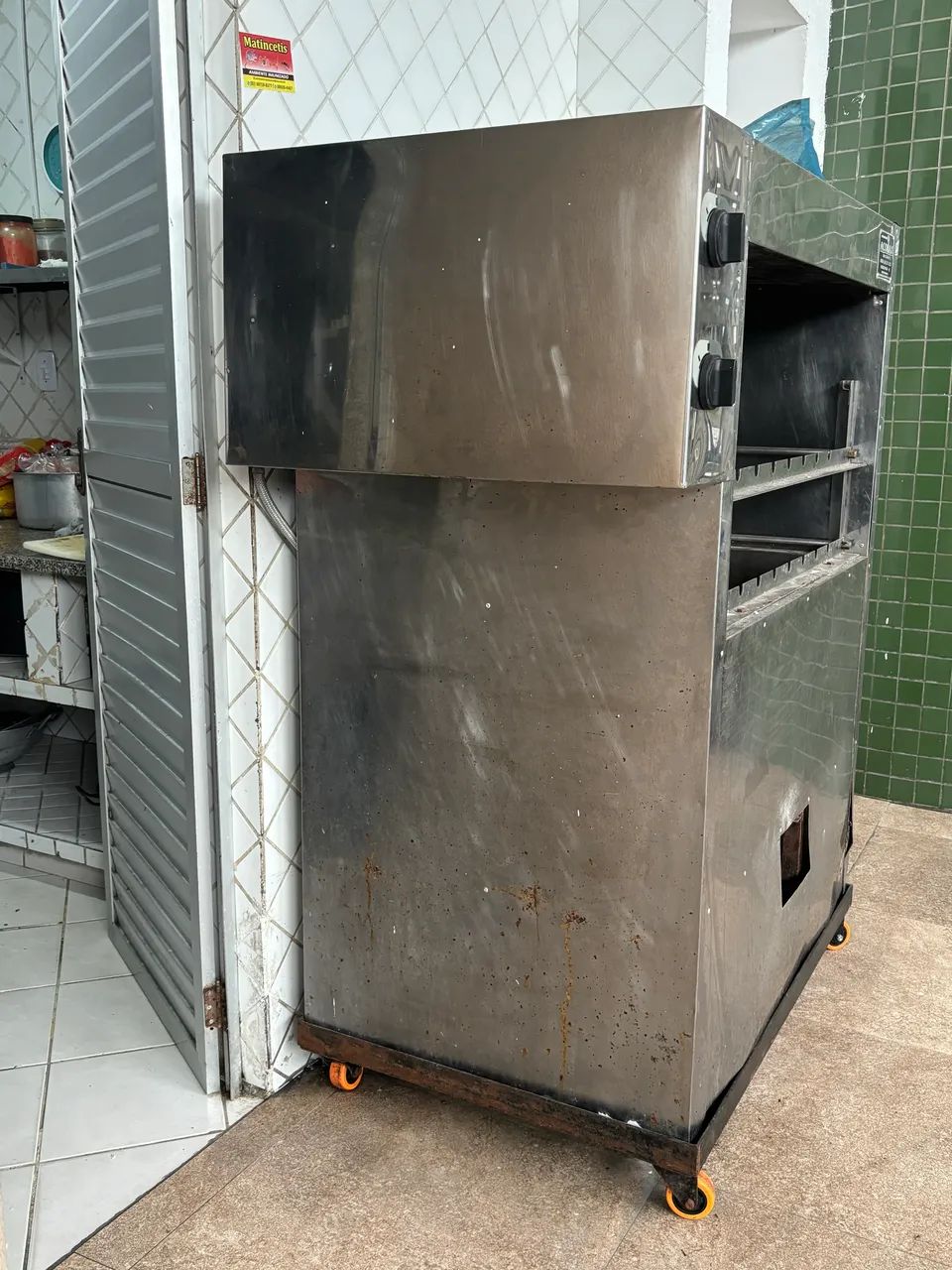 Churrasqueira elétrica a gás 