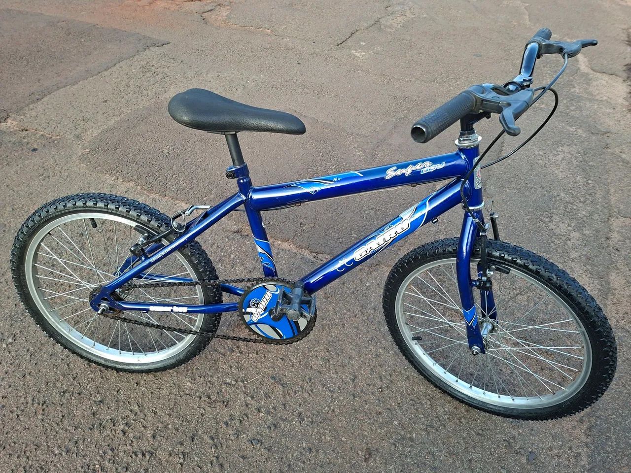 Bicicleta infantil aro 20 Revisada só pegar e andar.  - Foto 4
