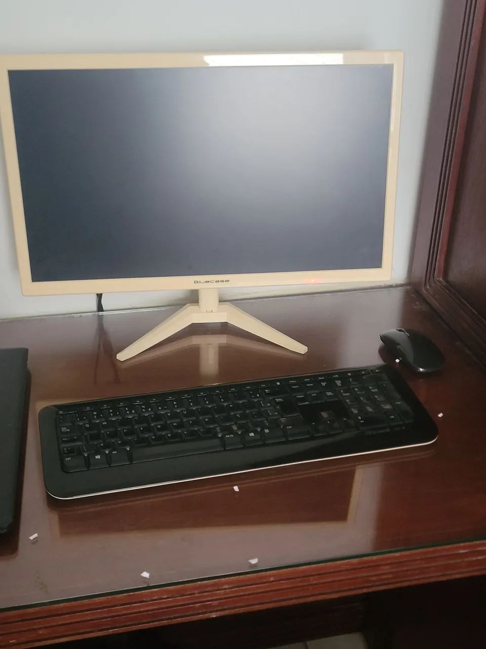 PC básico completo (teclado e mouse sem fio)