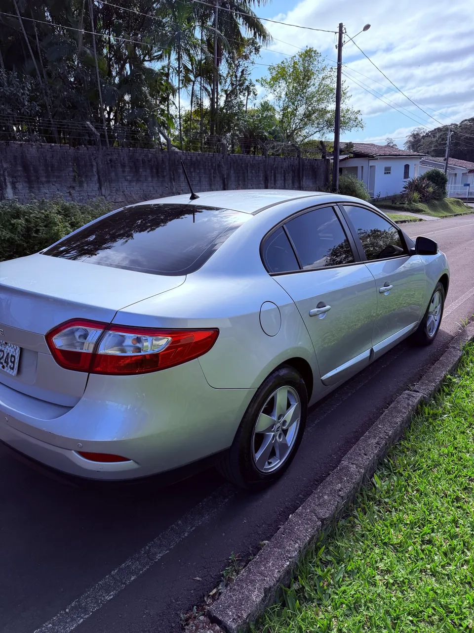 Renault Fluence Sed. Dynamique 2.0 16V Flex Aut. 2014 - Foto 5