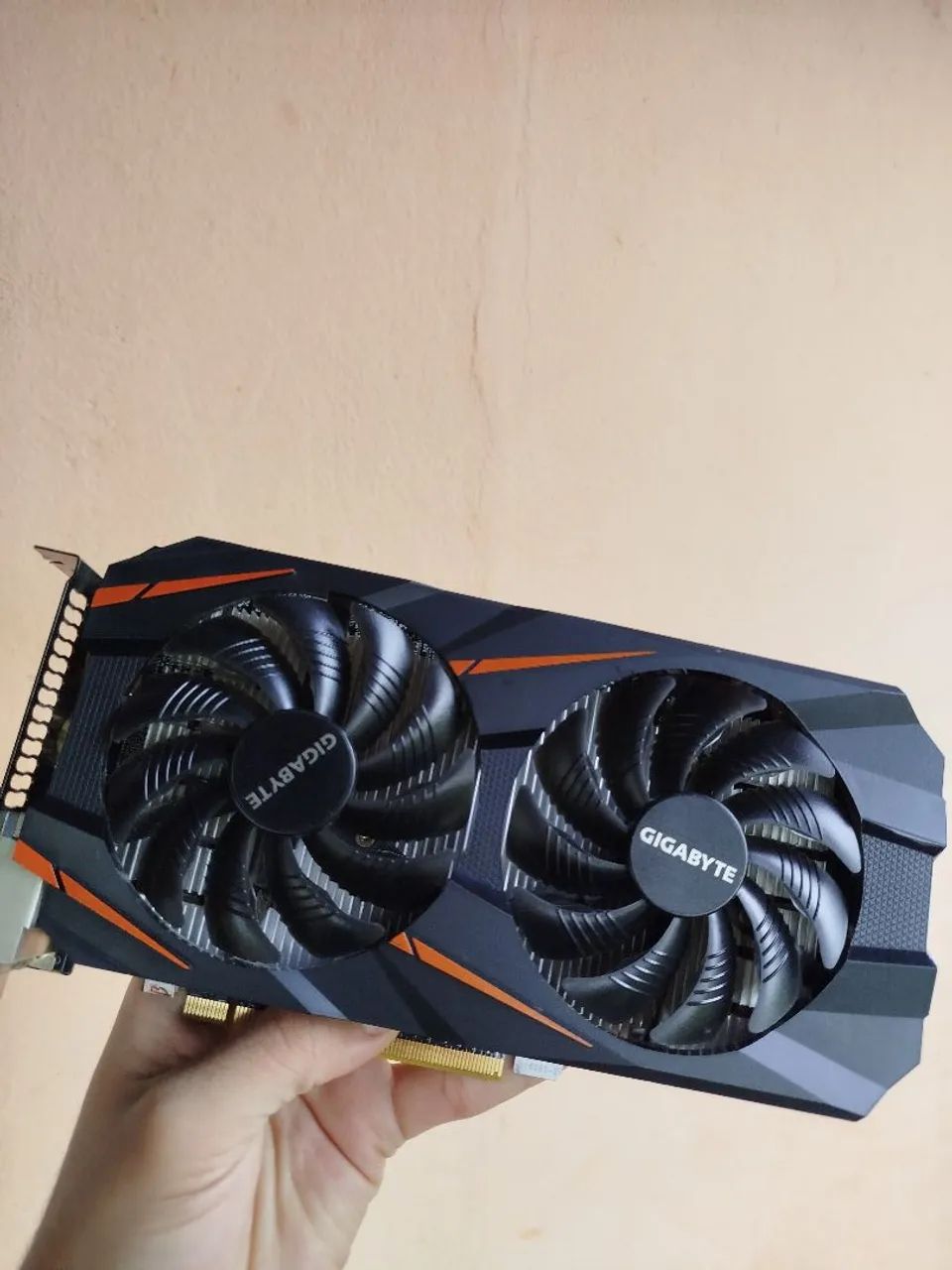 GTX 1060 GIGABYTE (PERFEITO ESTADO)
