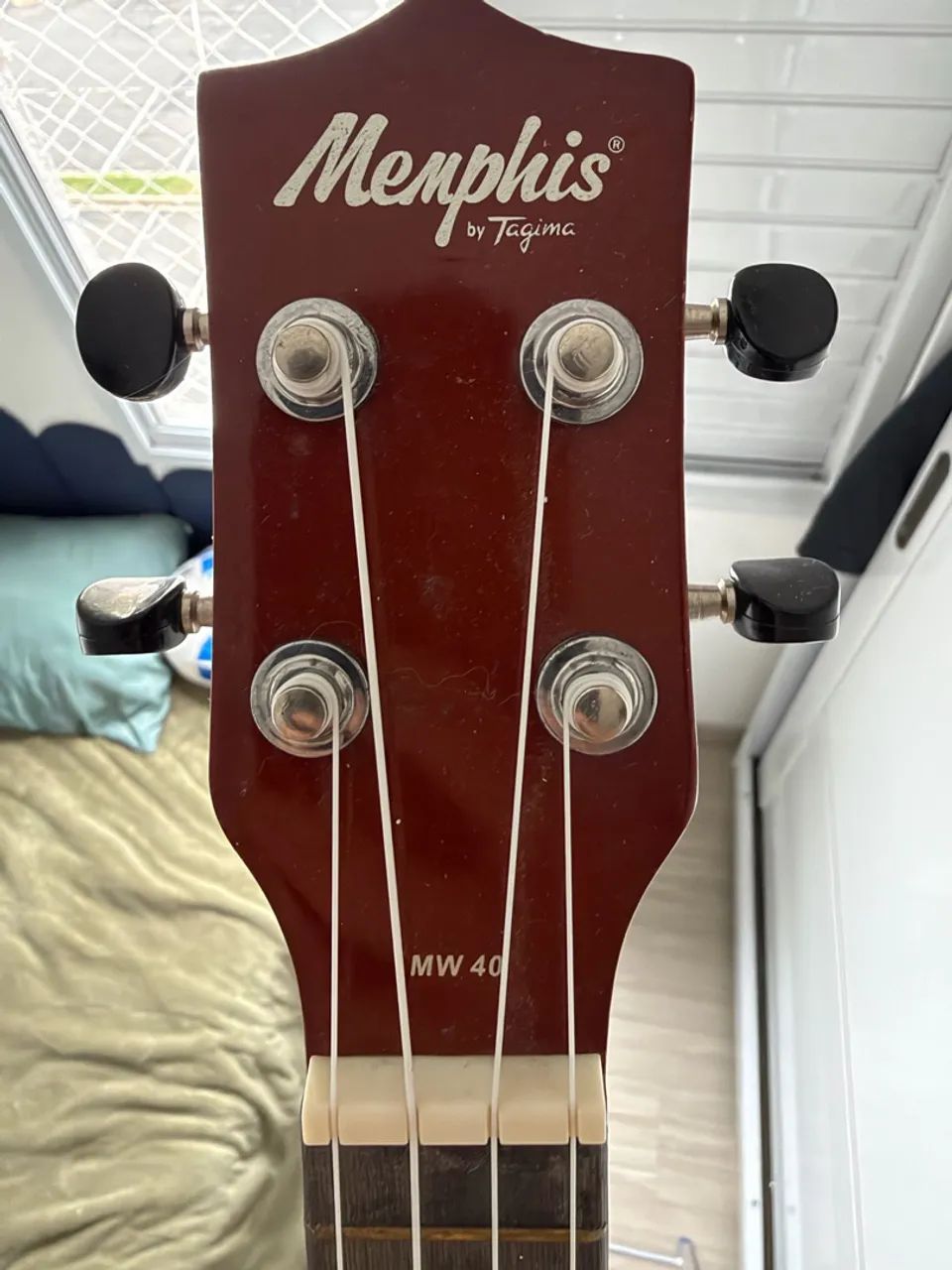 ukulele soprano Tagima Memphis MW-40 - Foto 2