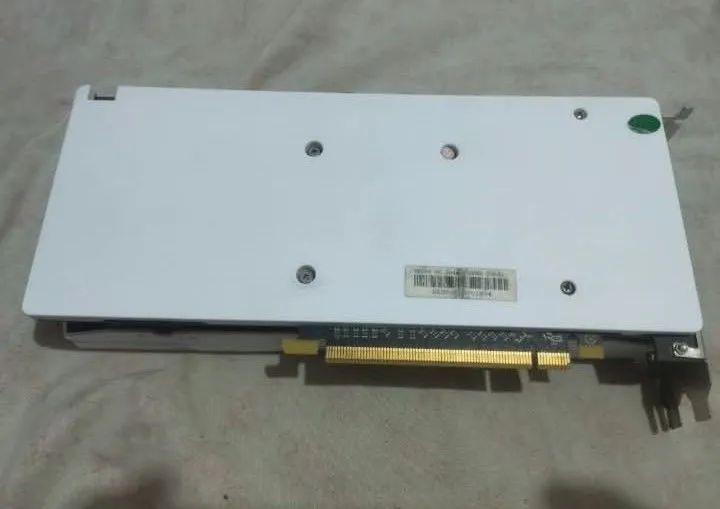 Placa de vídeo RX 580 RGB - Foto 2