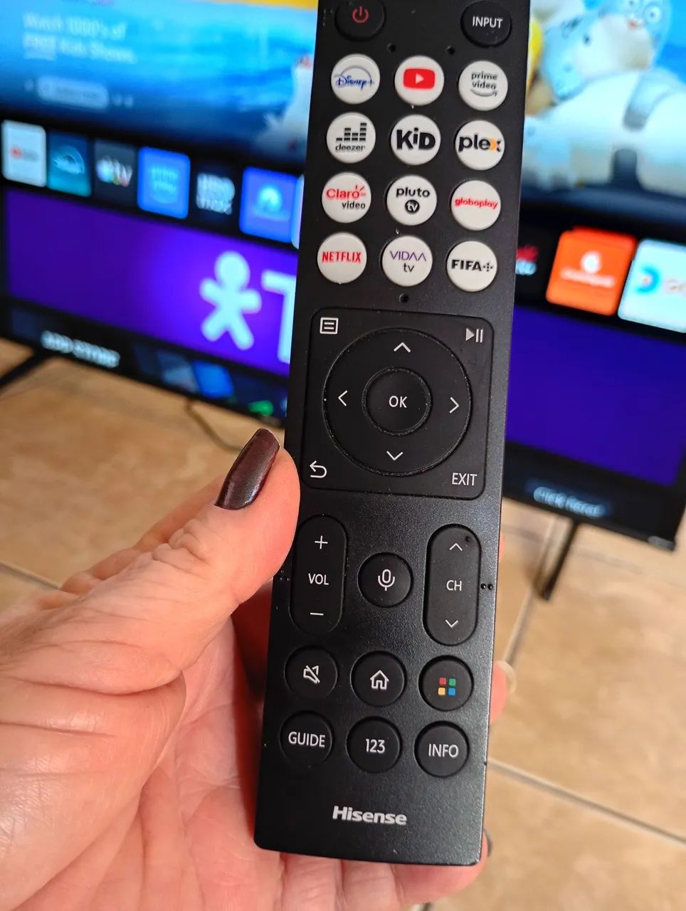 Vendo essa tv 50 polegadas smart 4k  - Foto 5