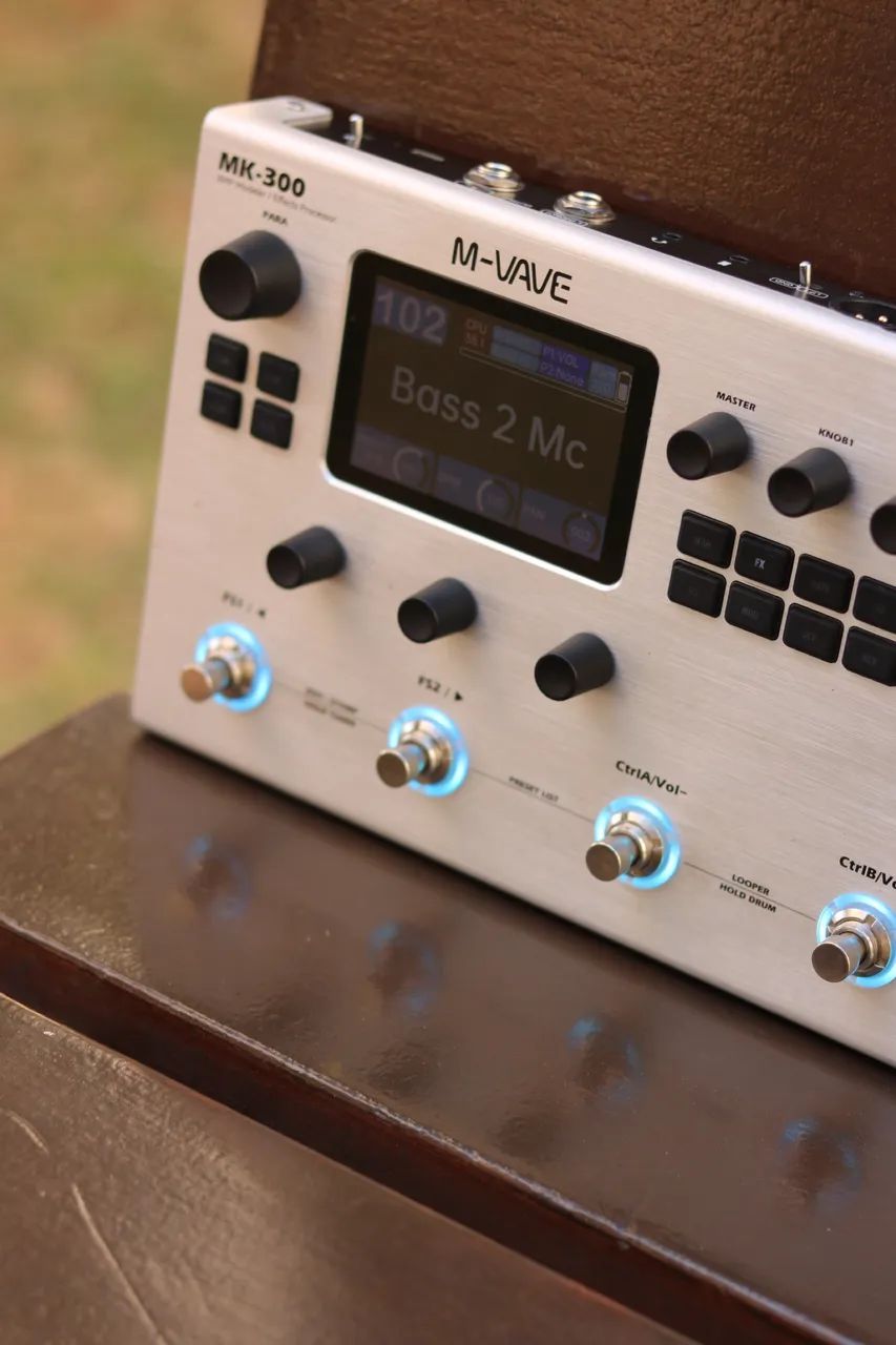 M-WAVE MK-300 マルチエフェクター Pedaleira M-Wave MK- 300 - Instrumentos musicais - Vila Jaraguá