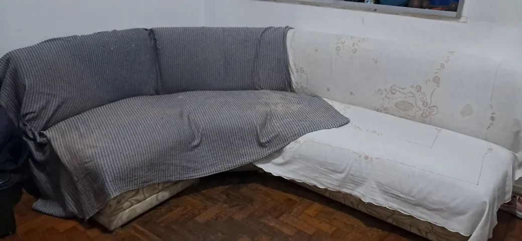 SOFÁ DE CANTO/L - USADO - R$ 200 - Foto 4