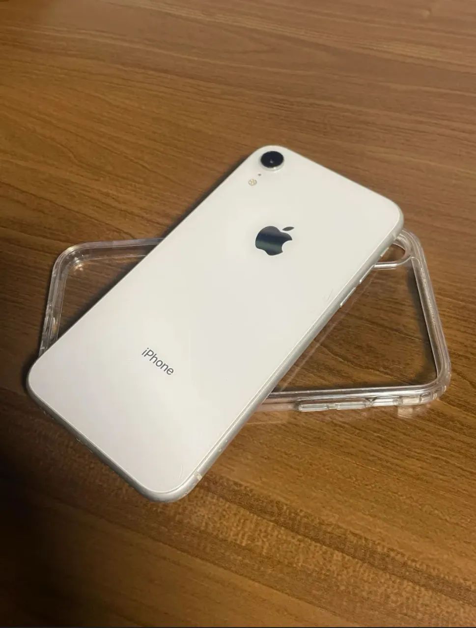 iPhone XR branco . FAÇO PROPOSTA, NÃO ABSURDA!!