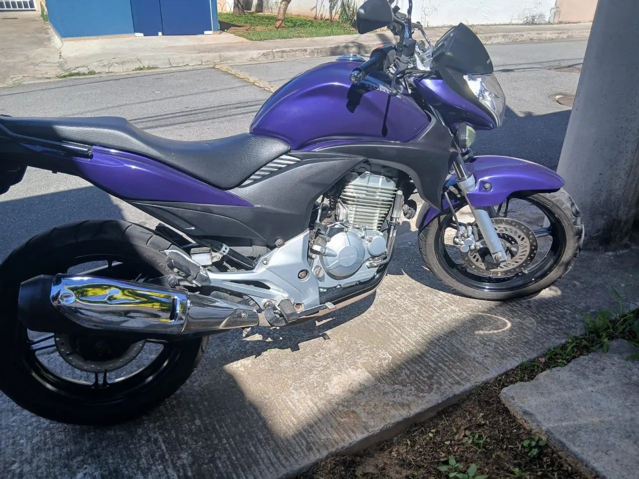 CB300r ROXA 2012