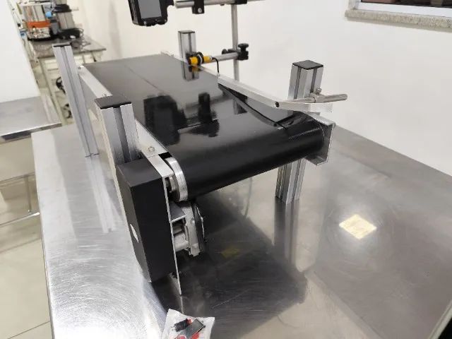 Esteira e datadora para diversos produtos  - Foto 2