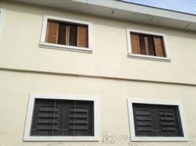 Prédio inteiro à venda em Moinho velho - SP