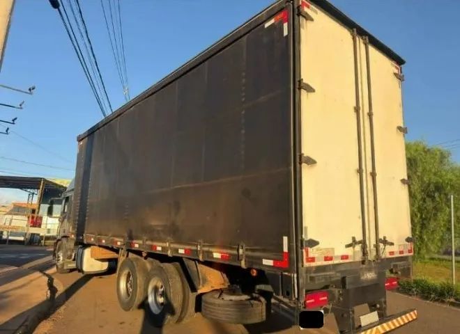 Iveco tector 240e28s 6x2 Ano 2015 - Foto 3