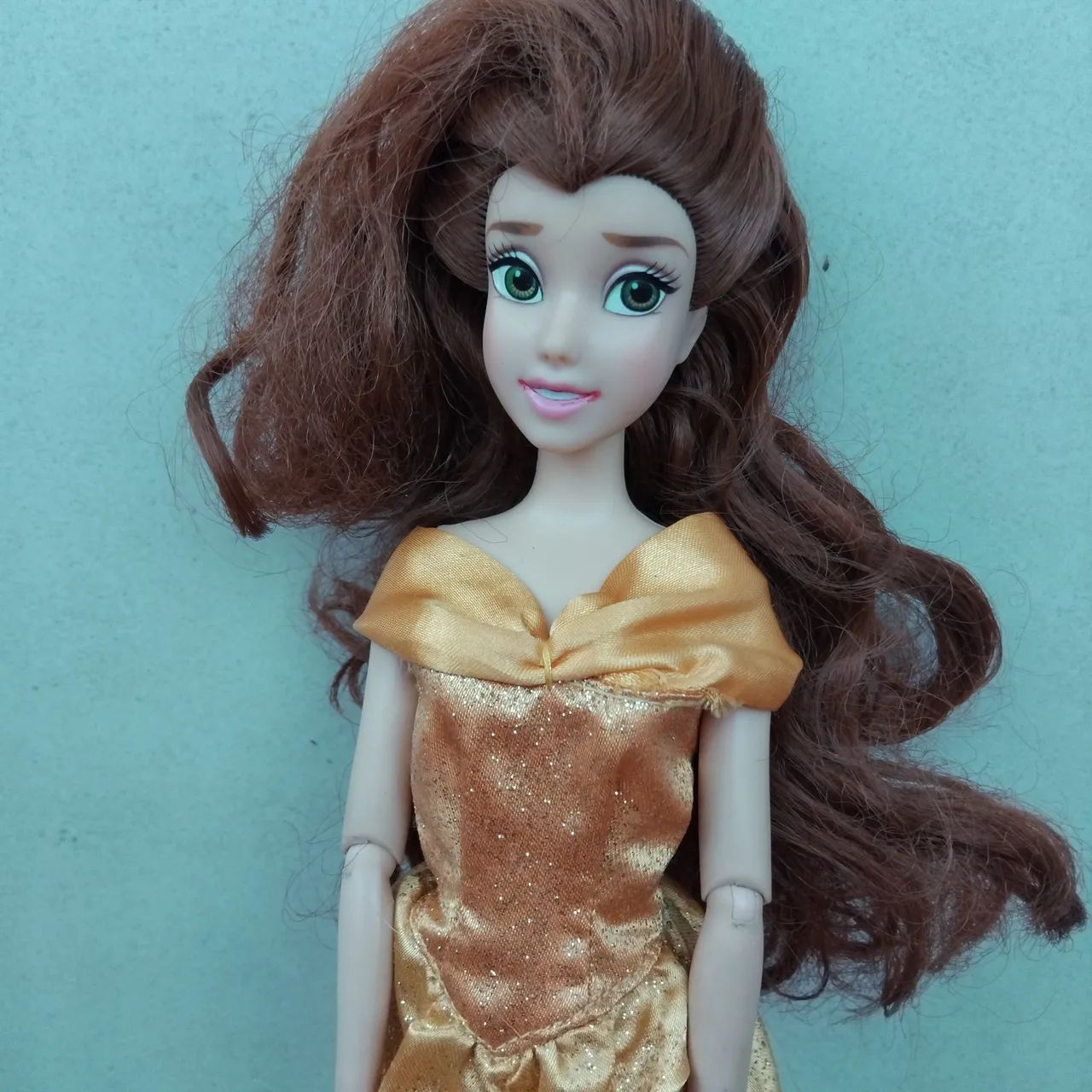 Boneca Bela Disney 