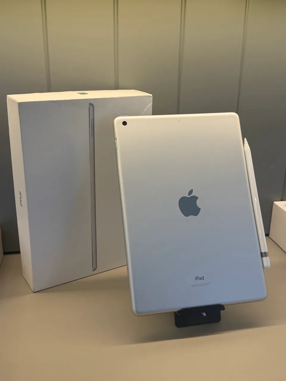 iPad 9 64gb Silver + Apple Pencil Semi Novos | Loja Física