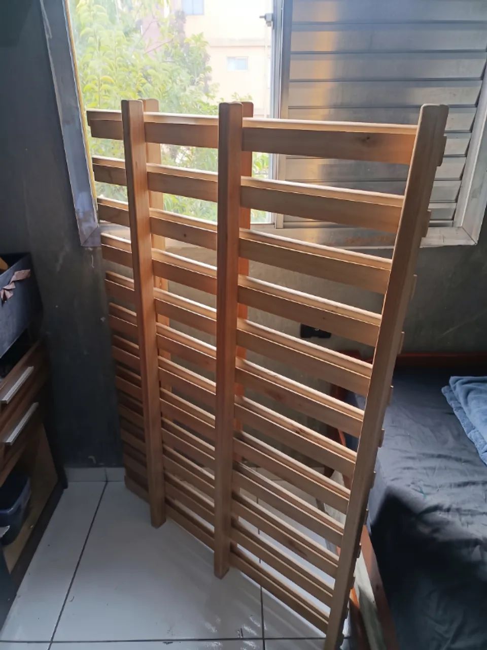 Cama de Casal de Madeira Maciça + Estrado (Com Detalhe) - Foto 4