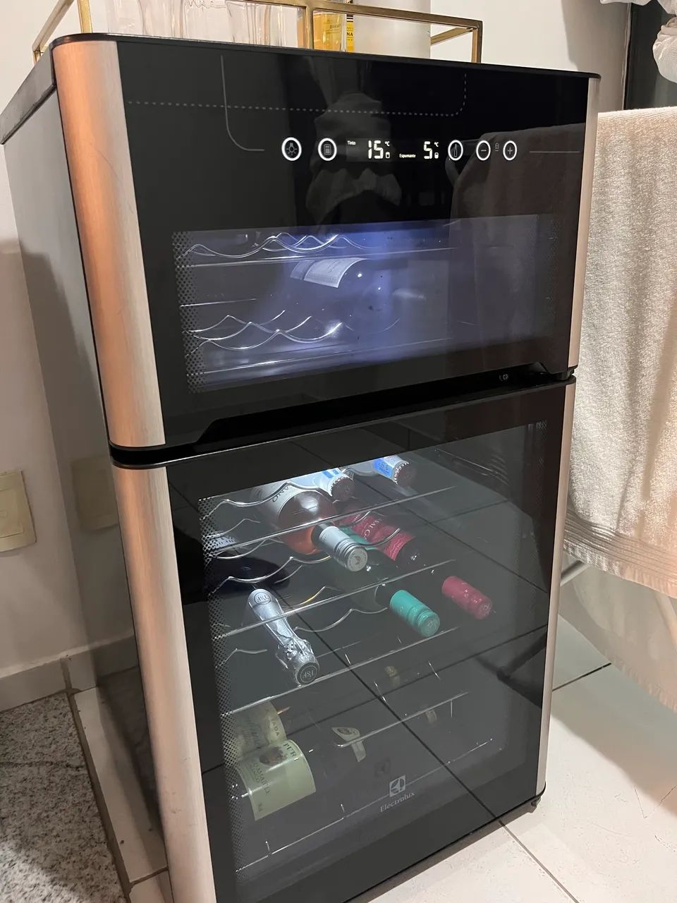 Adega Dual Zone Eletrolux  - Foto 3