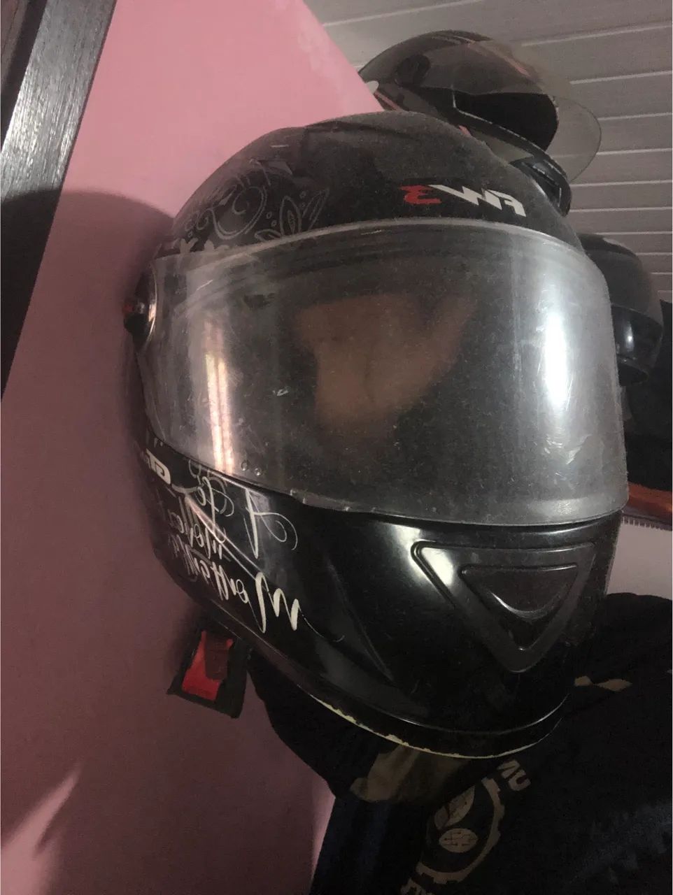 Capacete 20 reais cada  - Foto 3