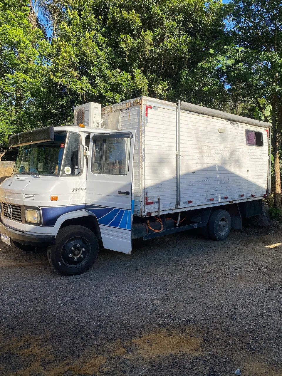 Mercedinha 608 pra rodeio  - Foto 2
