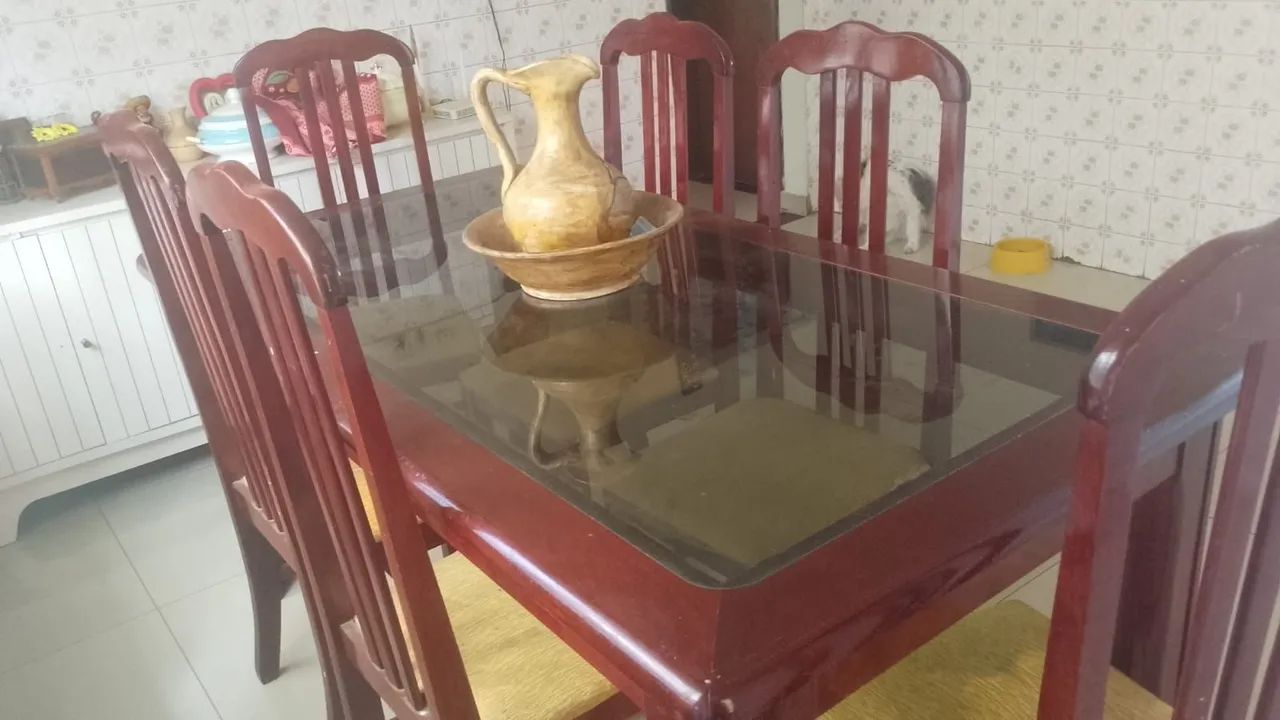 Mesa e Seis Cadeiras - Foto 4