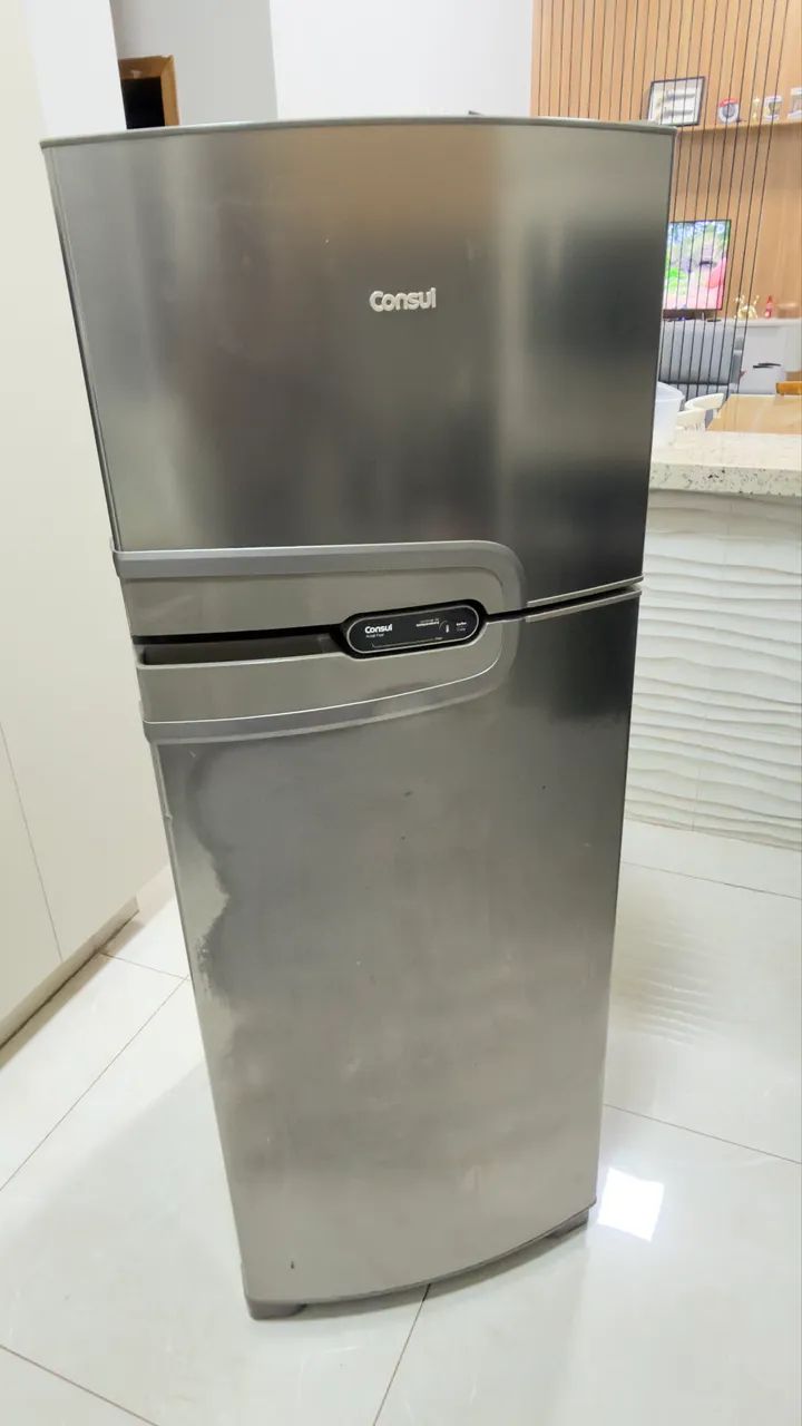 Geladeira cônsul 340L Funcionamento perfeito. 