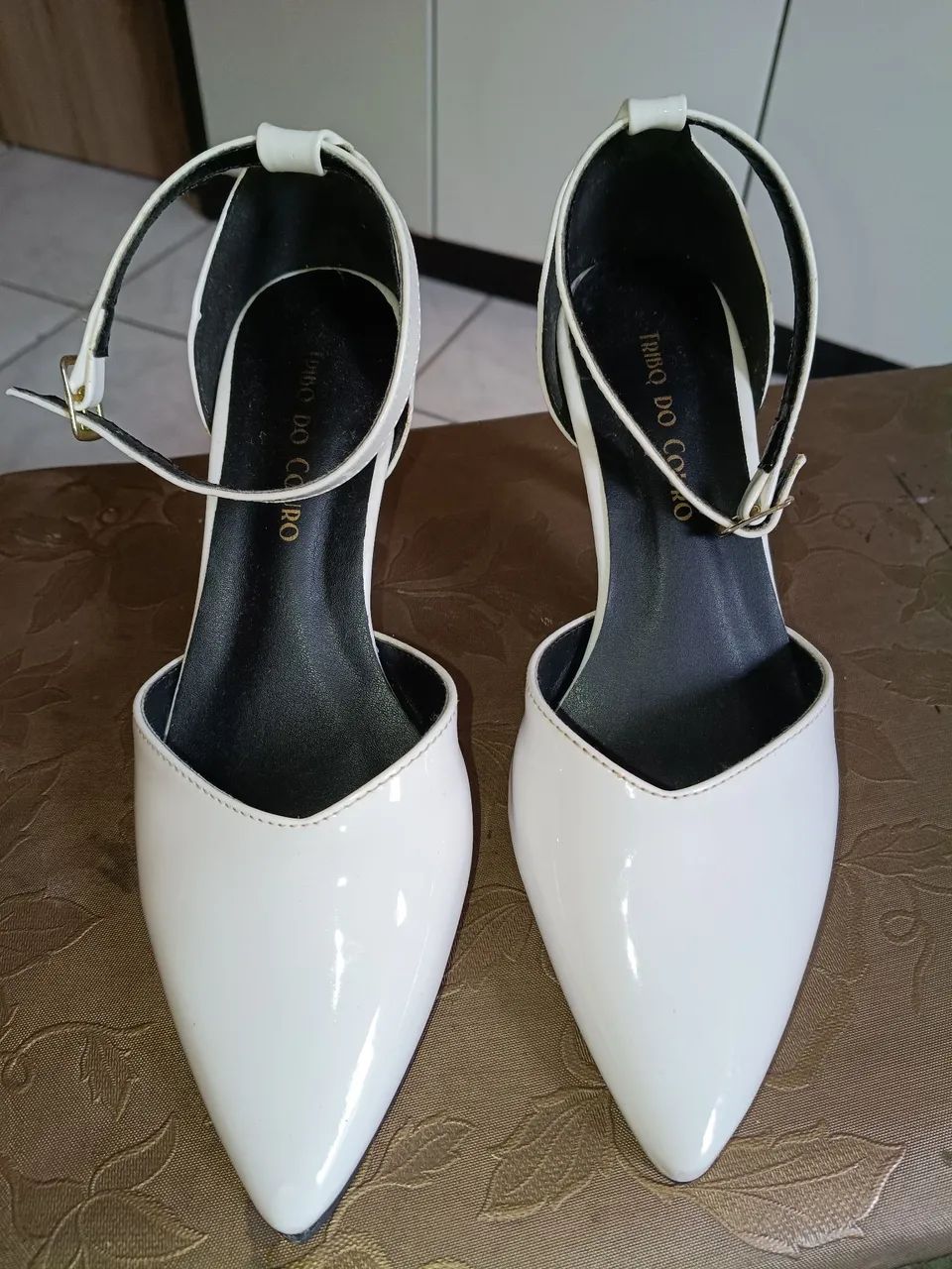 Scarpin branco tamanho 33 - Foto 2