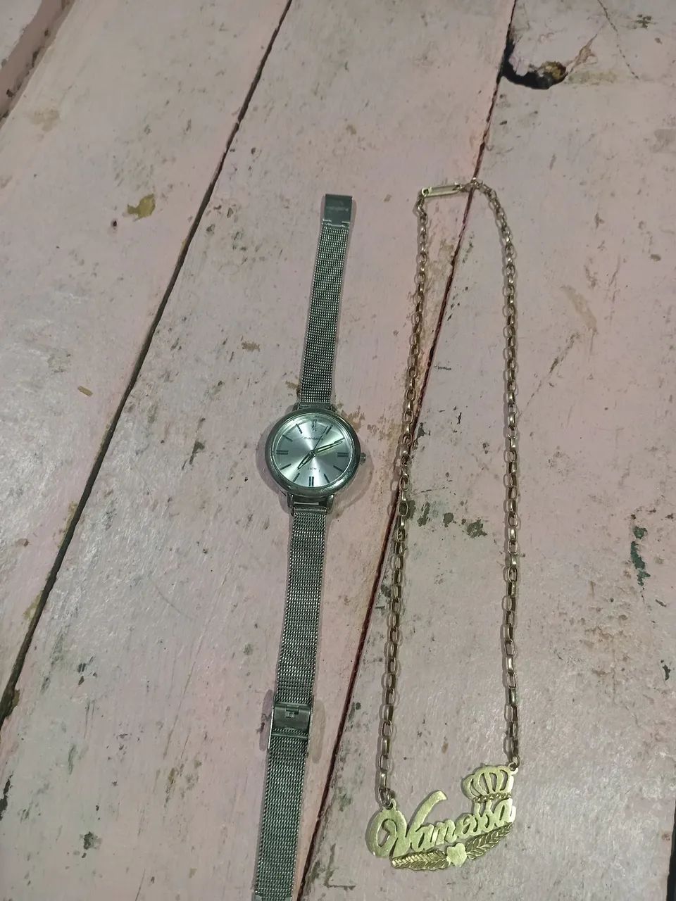 Vendo esse cordão de prata