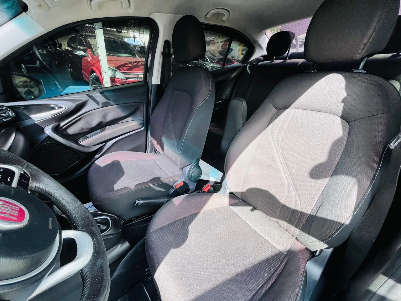 Fiat Cronos Precision 1.8 16V Flex Aut. 2019 - Foto 4