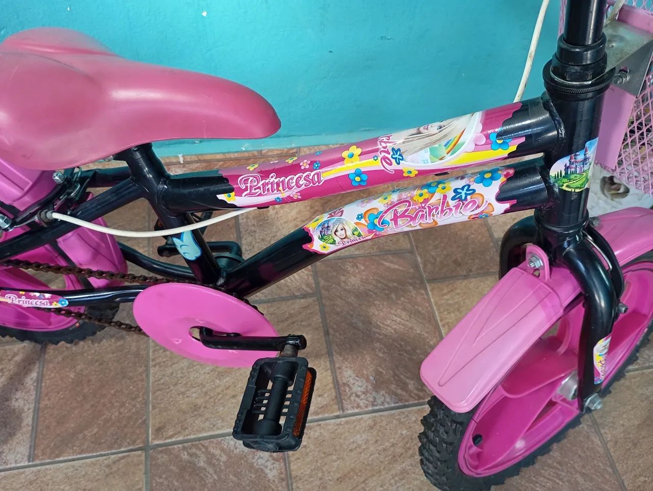 Bicicleta aro 16 Barbie  - Foto 5