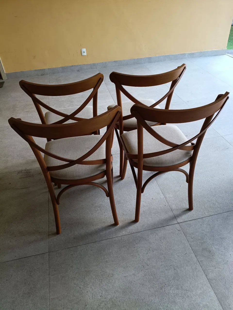 Cadeiras de madeira para sala - Foto 3
