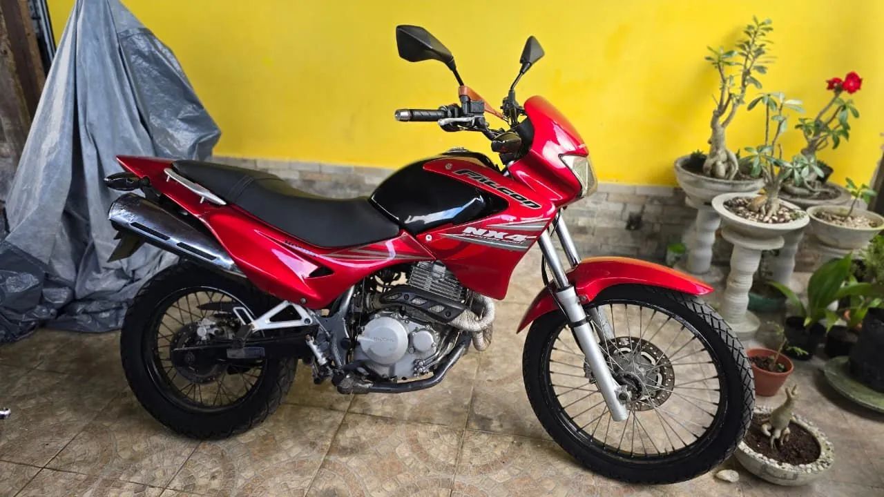 FALCON 400 2004