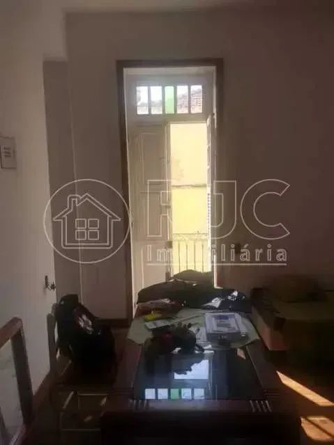 Imóvel para venda com 250 metros quadrados com 7 quartos - Foto 4