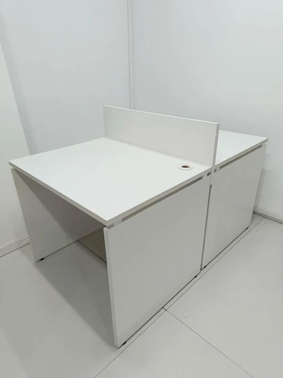 Mesa de trabalho 2 lugares