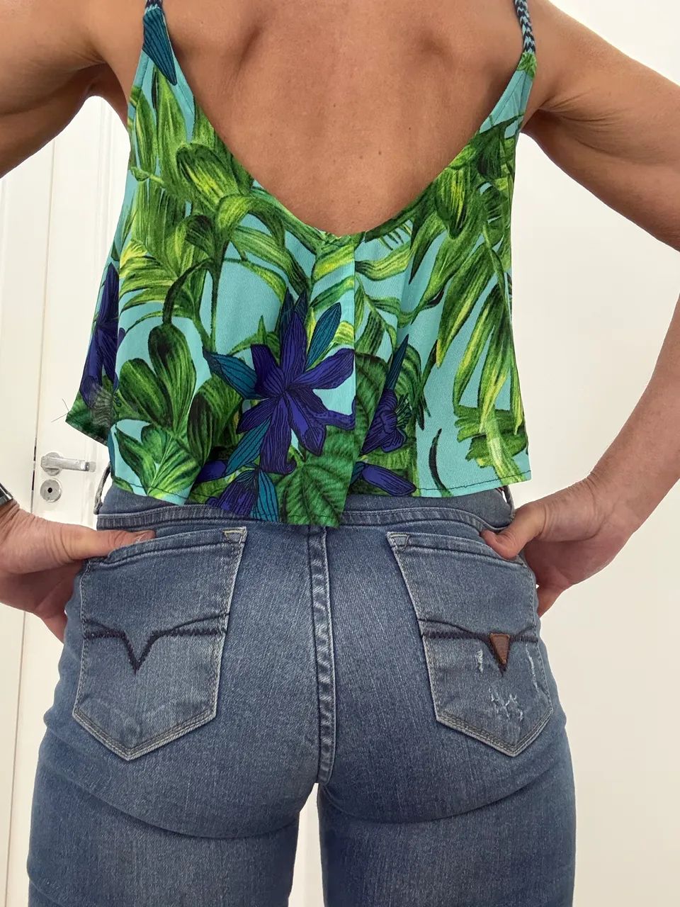 Cropped oh boy floral azul  - Foto 2