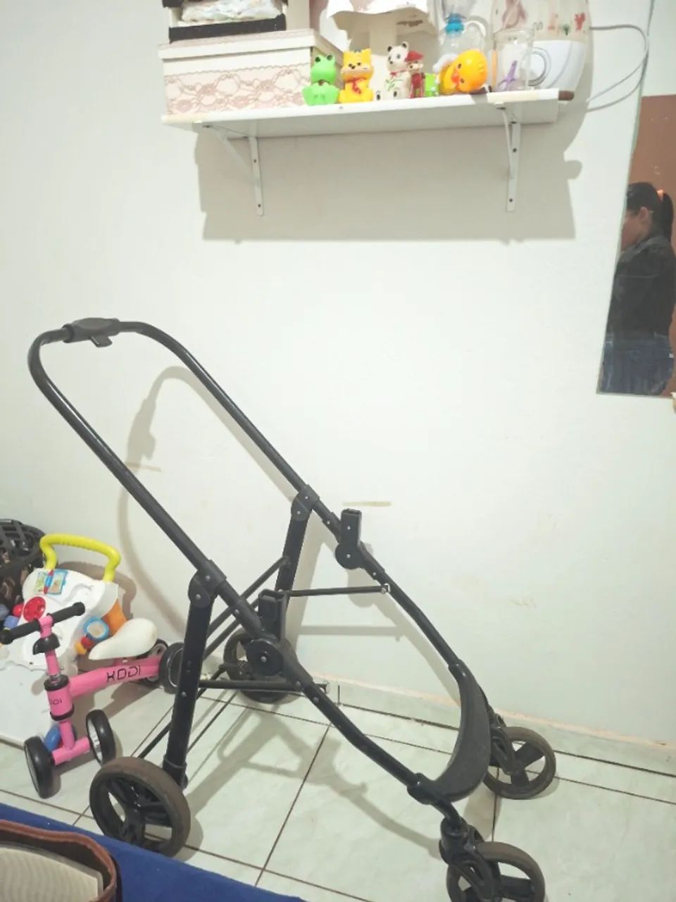 Carrinho de Bebê Reclinável / Moises - Foto 4
