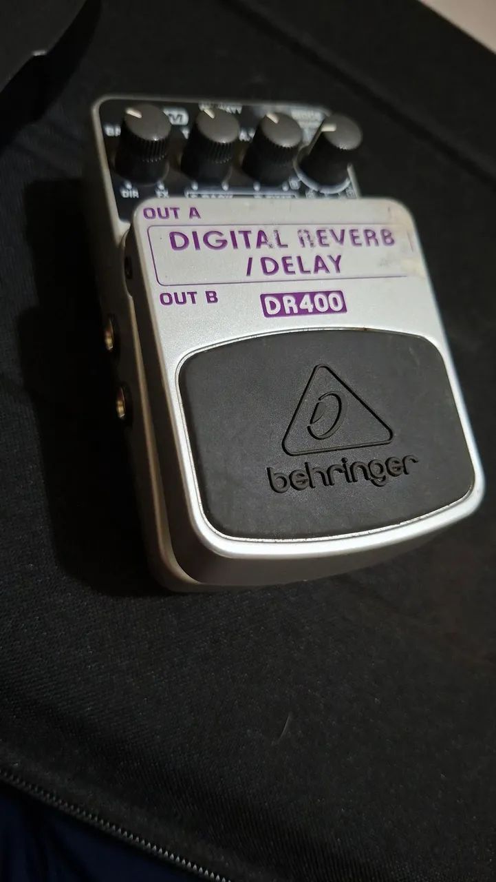 Pedal Behringer DR 400 Reverb e Delay