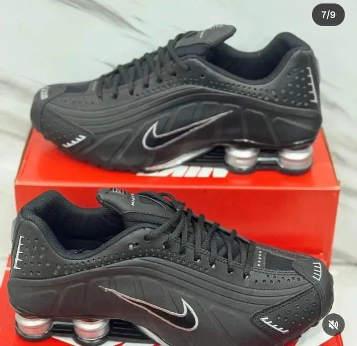 Nike Shox R4  - Foto 4
