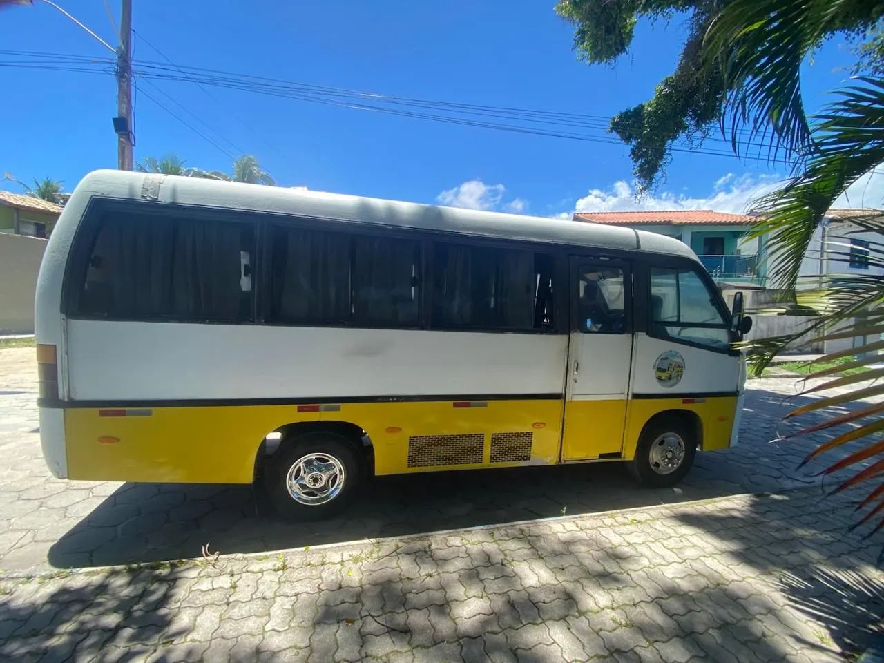 Microônibus Volare a6