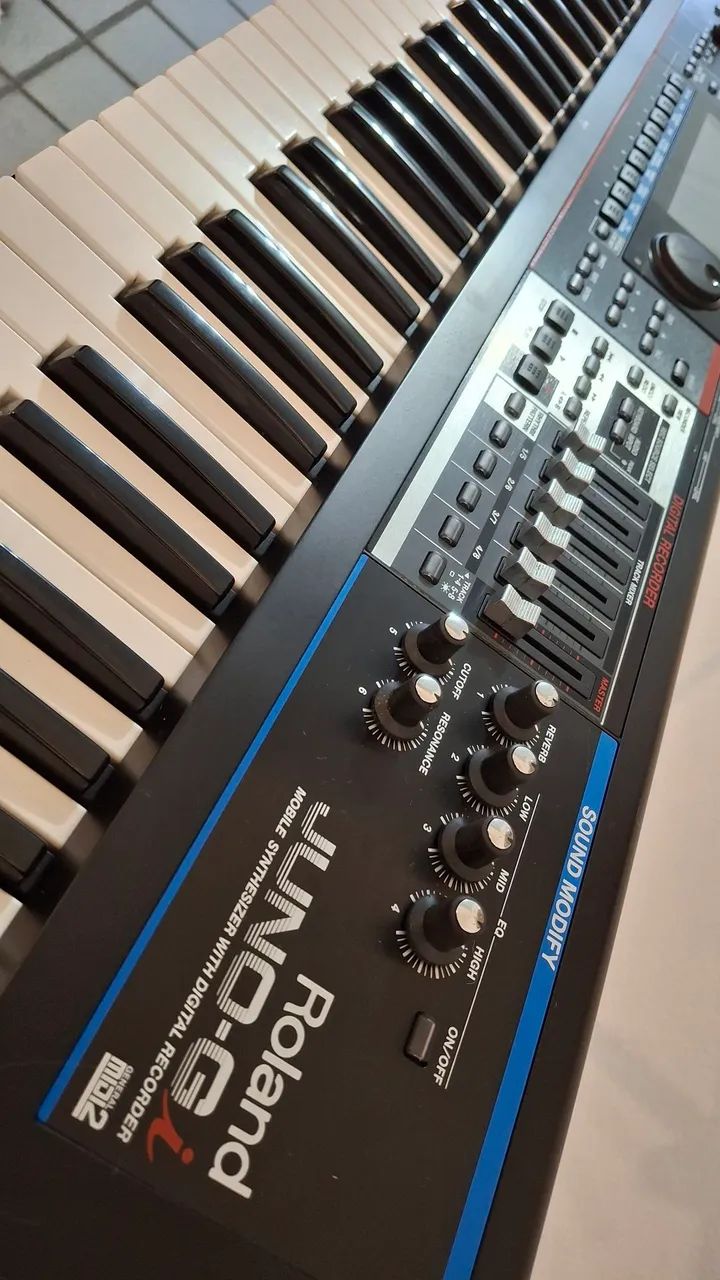 Roland JUNO-Gi シンセサイザー roland juno gi