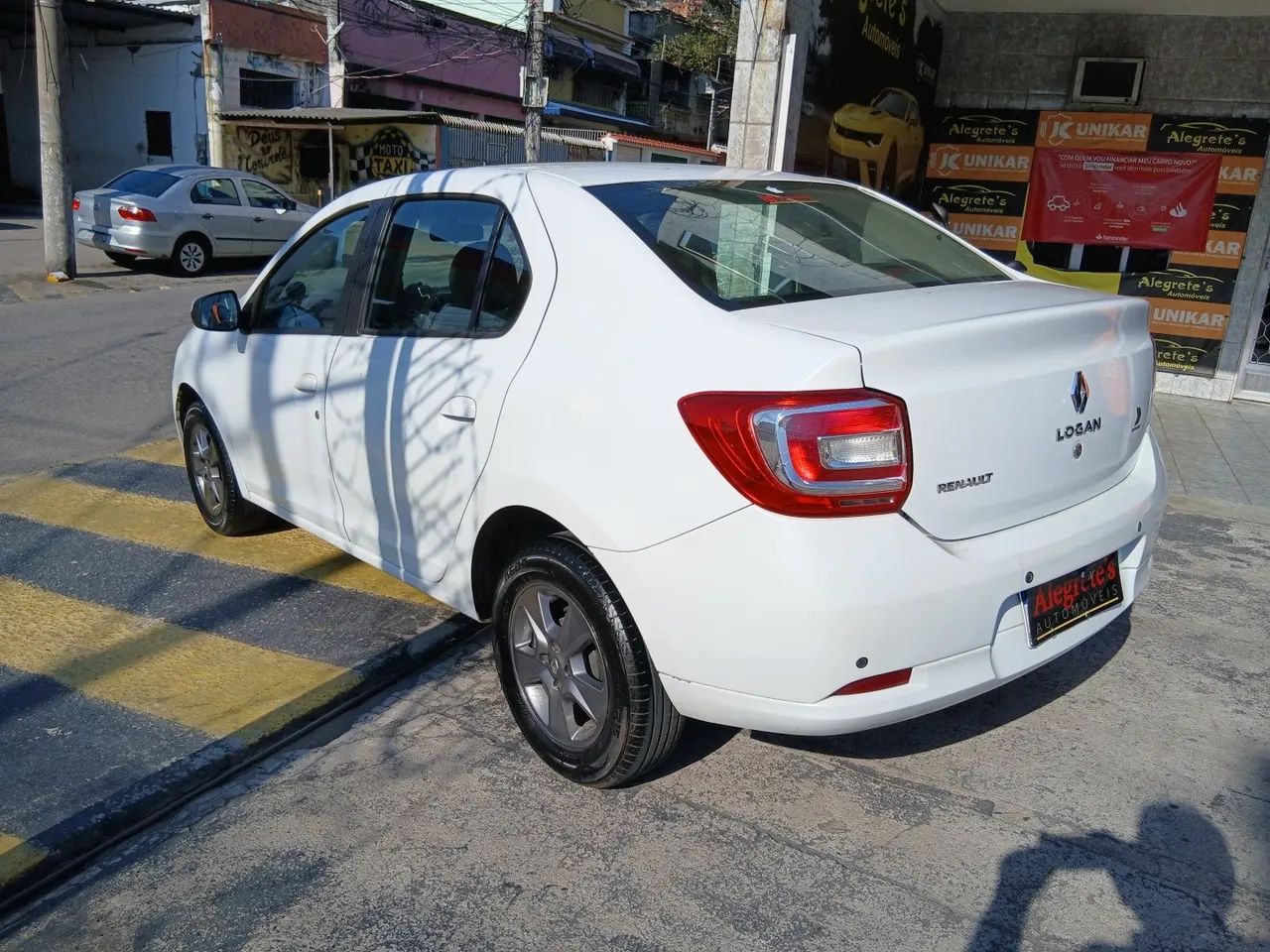 Renault Logan Expression Flex 1.0 12V 4P 2014 - Foto 4