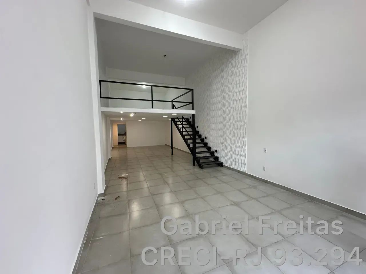 Loja - Excelente localização