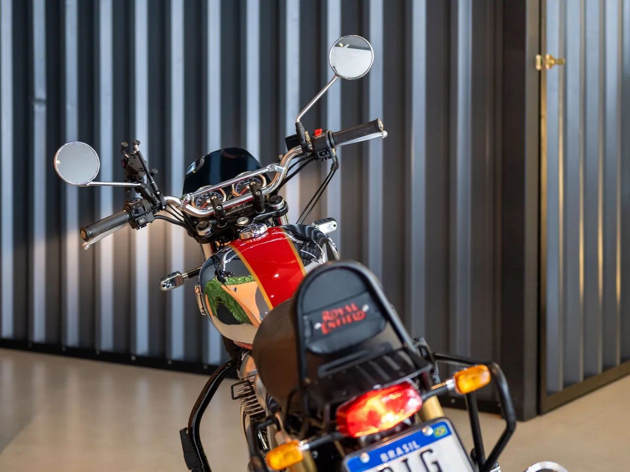 ROYAL ENFIELD INTERCEPTOR 2023 - Foto 5