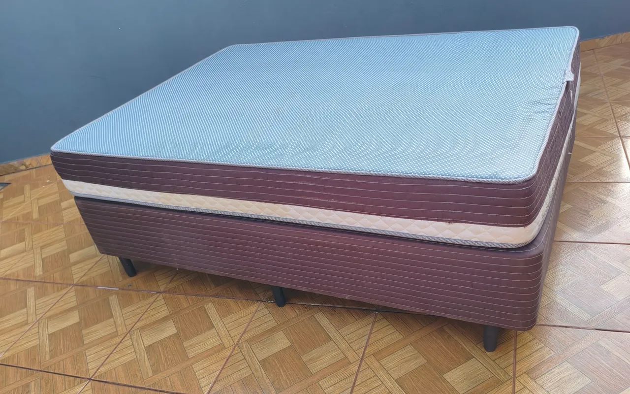 Vendo cama box de casal - Foto 2